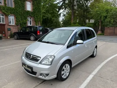 Używany Opel Meriva Innovation 125 KM (91 kW) 2009 Srebrny Minivan