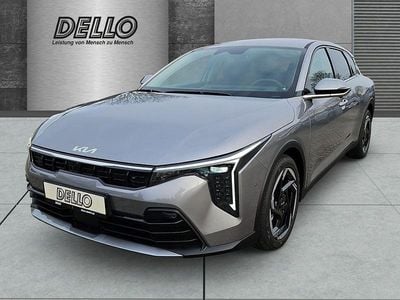 Neu Kia K4 Spirit 150 PS (110 kW) 2026 Stahlgrau Limousine