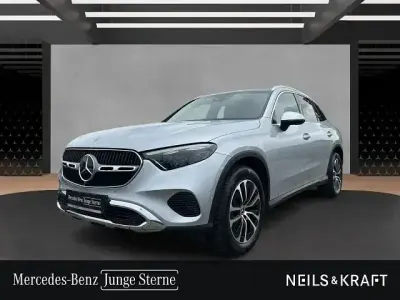 Gebraucht Mercedes GLC220 Avantgarde 197 PS (144 kW) 2023 Silber SUV