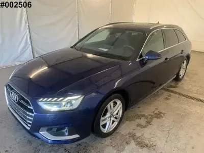 Gebraucht Audi A4 S-Line 204 PS (150 kW) 2023 Navarrablau metallic Kombi