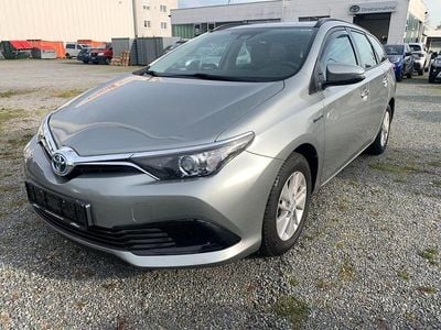 Toyota Auris Hybrid