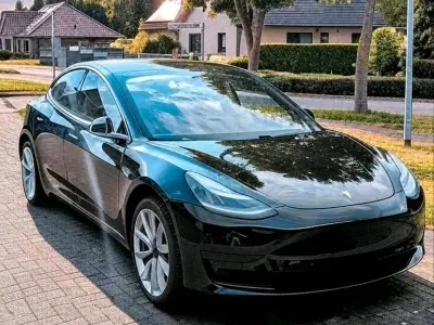 Usado Tesla Model 3 Standard Range Plus 239 kW (325 CV) 2019 Negro Berlina