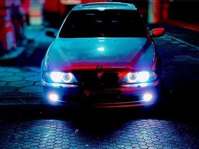 Usata BMW 520 Exclusive 170 CV (125 kW) 2001 Argento Berlina