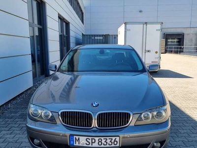 BMW 730