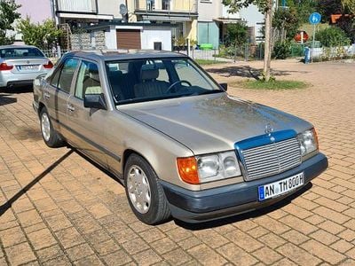 Gebraucht 1987 Mercedes E260 Limousine | 4.000 €