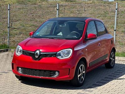 Usata Renault Twingo LIMITED 73 CV (53 kW) 2020 Rosso Utilitaria