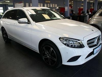 Gebraucht Mercedes C220 Avantgarde 194 PS (142 kW) 2020 Weiß Kombi