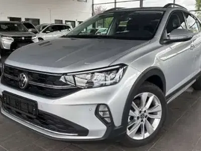 Gebraucht VW Taigo 116 PS (85 kW) 2026 Silber metallic SUV