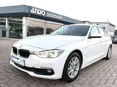Gebraucht BMW 330e iPerformance 252 PS (185 kW) 2017 Andere Limousine