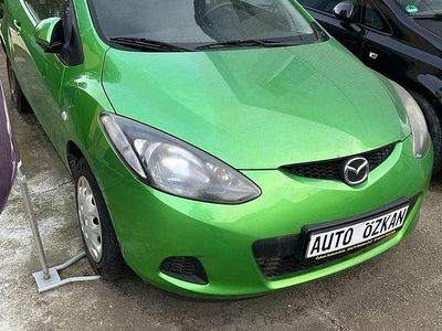 Gebraucht Mazda 2 Inclusive 86 PS (63 kW) 2008 Grün Kleinwagen