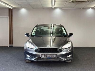 Usata Ford Focus Business Edition 120 CV (88 kW) 2015 Grigio Berlina