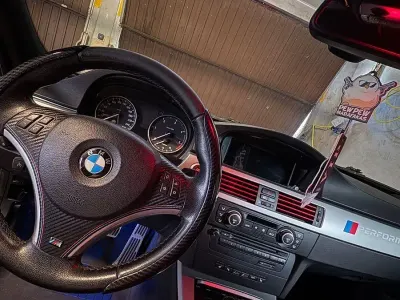 Gebraucht BMW 318 Sport Line 143 PS (105 kW) 2008 Grau Kombi