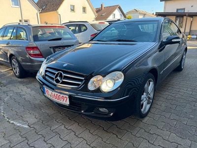 Second-hand Mercedes CLK200 184 CP (135 kW) 2008 Negru Coupe