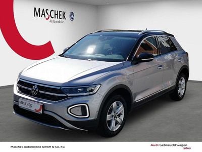 Second-hand VW T-Roc IQ Drive 150 CP (110 kW) 2023 Negru SUV