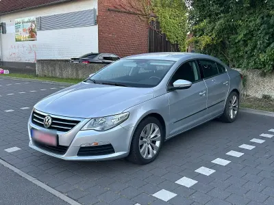 Gebraucht VW Passat 160 PS (117 kW) 2009 Limousine