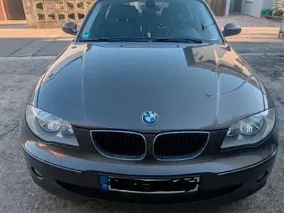 Gebraucht BMW 120 Sport Line 163 PS (119 kW) 2006 Grau Kleinwagen