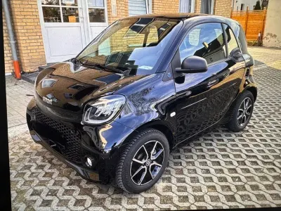 Gebraucht Smart ForTwo Electric Drive 60 kW (82 PS) 2023 Schwarz Coupé