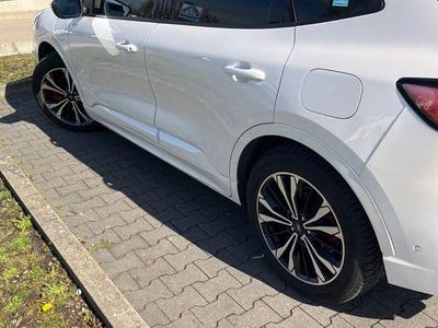 Gebraucht Ford Kuga ST-Line X 224 PS (164 kW) 2021 Weiß SUV