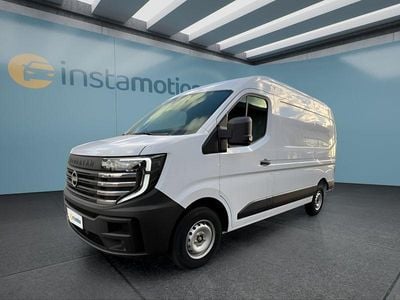 Nissan Interstar