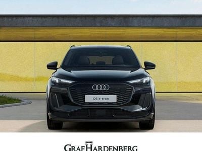 Neu Audi Q6 e-tron Edition .1 239 kW (326 PS) 2026 Schwarz SUV