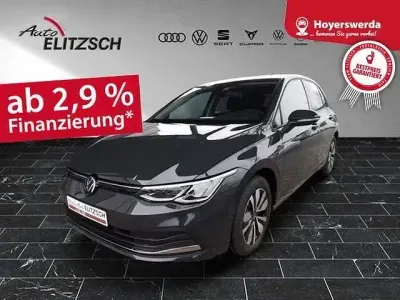 Używany VW Golf VIII Move 110 KM (80 kW) 2024 Szary Sedan/Limuzyna