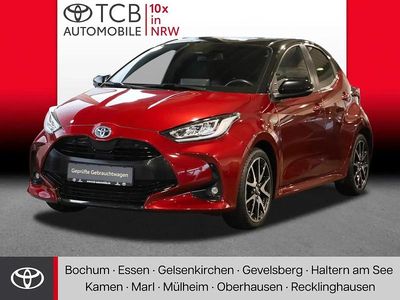 Tokiorot perleffekt, mysticschwarz Gebraucht 2021 Toyota Yaris Hybrid Style Kleinwagen | 17.489 € (Etwas zu teuer)