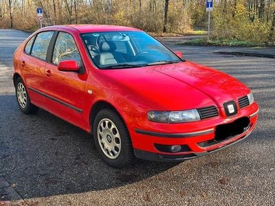 Usata Seat Leon 101 CV (74 kW) 2000 Rosso Utilitaria