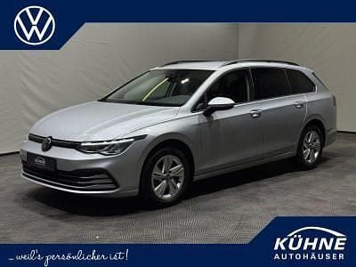 Silber Gebraucht 2022 VW Golf VIII Life Kombi | 18.219 € (Fairer Preis)