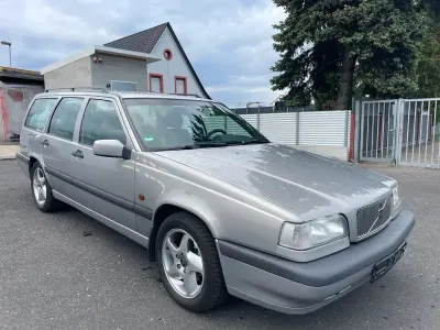 Gebraucht Volvo 850 144 PS (105 kW) 1996 Silber Limousine