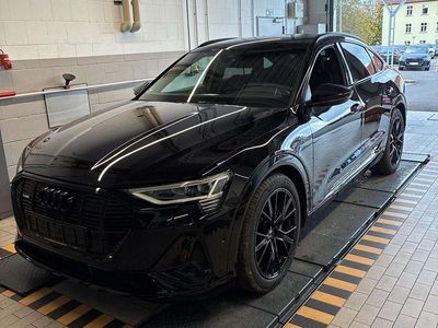 Brillantschwarz Gebraucht 2022 Audi e-tron Sportback S-Line SUV | 32.825 € (Guter Preis)