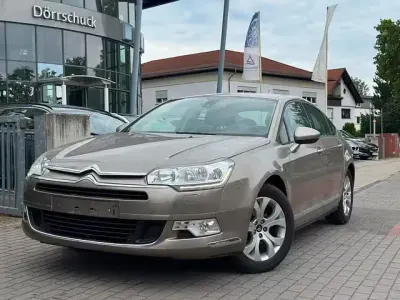 Gebraucht Citroën C5 Comfort 156 PS (114 kW) 2015 Beige Limousine