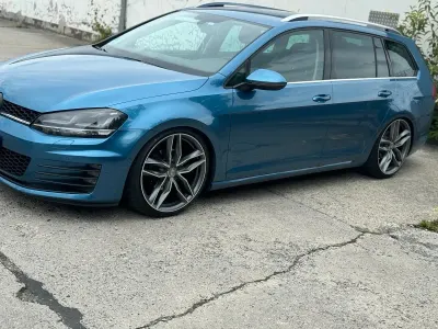Gebraucht VW Golf VII Highline 180 PS (132 kW) 2014 Blau Kombi