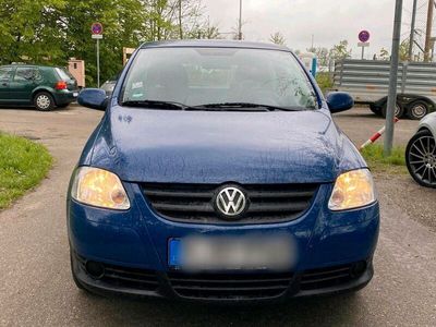 gebraucht VW Fox BJ. 2009, royalblau, top Zustand