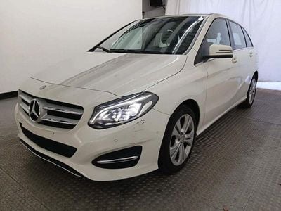 Gebraucht Mercedes B180 Urban 122 PS (89 kW) 2015 Weiß Van / Kleinbus