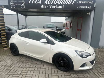 Opel Astra GTC
