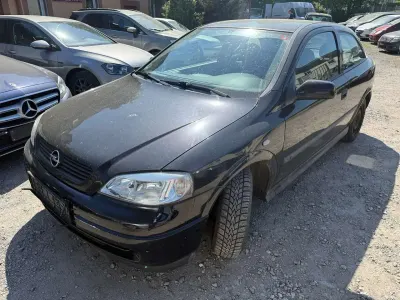 Gebraucht Opel Astra Classic Edition 84 PS (61 kW) 2002 Schwarz Limousine