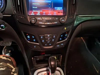 Gebraucht Opel Insignia S 194 PS (142 kW) 2013 Schwarz Kombi