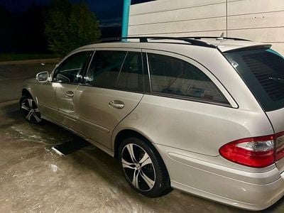 Mercedes E220