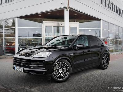 Gebraucht Porsche Cayenne 470 PS (345 kW) 2024 Schwarz SUV