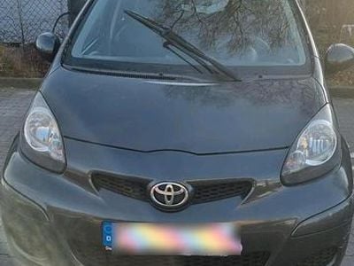 Usata Toyota Aygo 68 CV (50 kW) 2009 Grigio Utilitaria