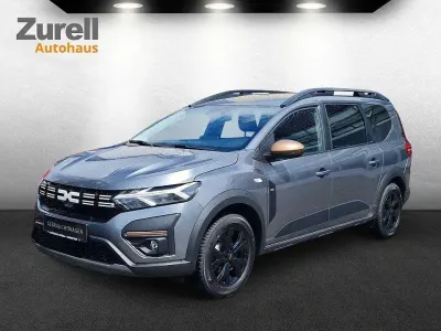 Käytetty Dacia Jogger Extreme 141 HP (103 kW) 2024 Harmaa Tila-auto
