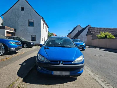 Brugt Peugeot 206 Tendance 75 HK (55 kW) 2004 Blå Sedan