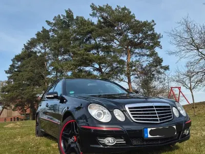 Używany Mercedes E280 Avantgarde 190 KM (139 kW) 2007 Czarny Kombi