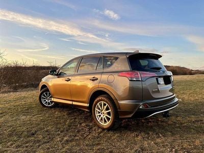 Gebraucht Toyota RAV4 Hybrid Edition-S 155 PS (114 kW) 2016 Braun SUV