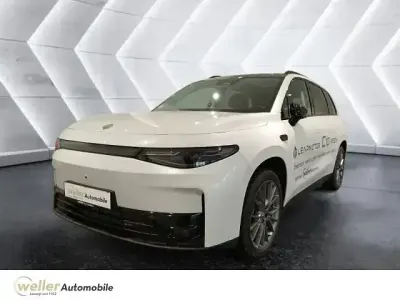 Gebraucht Leapmotor C10 215 PS (158 kW) 2025 Weiss SUV