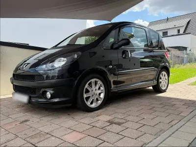 Gebraucht Peugeot 1007 109 PS (80 kW) 2006 Schwarz Van / Kleinbus