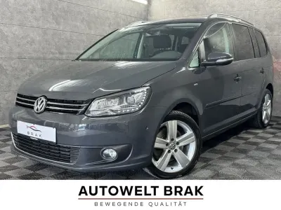 Gebraucht VW Touran Cup 140 PS (102 kW) 2014 Uranograu Van / Kleinbus