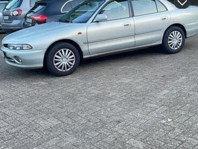 Mitsubishi Galant