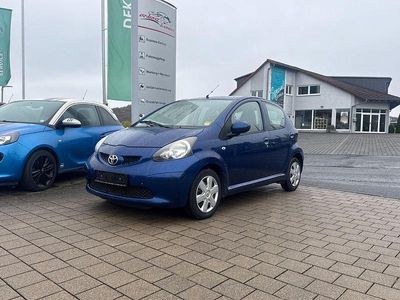 Second-hand Toyota Aygo 68 CP (50 kW) 2007 Albastru Hatchback