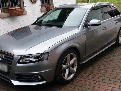 Grau Gebraucht 2010 Audi A4 S-Line Kombi | 5.300 € (Etwas zu teuer)